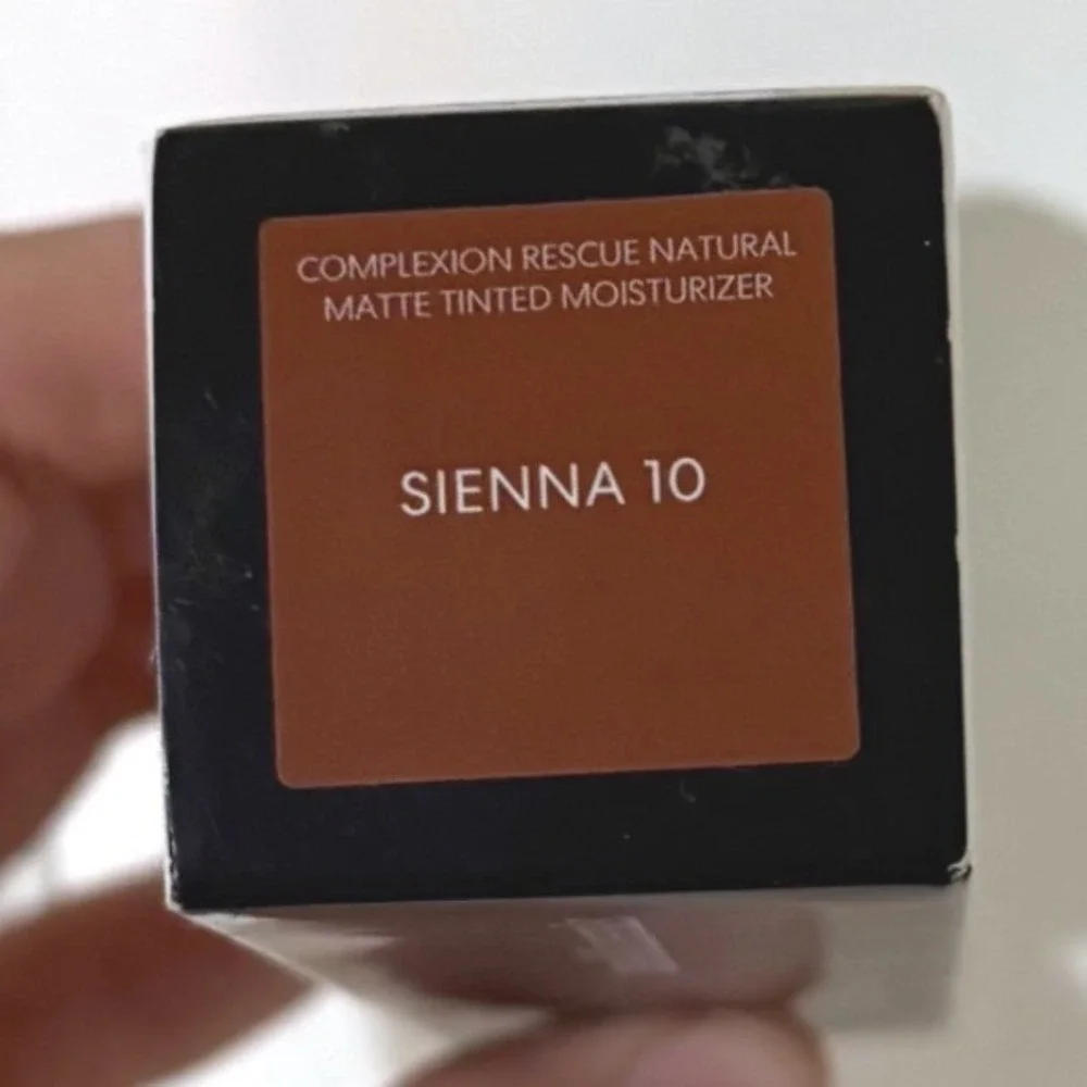 bareMinerals Complexion Rescue Natural Matte Tinted Moisturizer SPF 30 Sienna 10